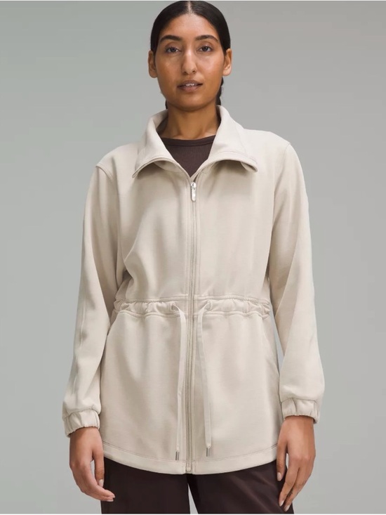 lululemon athletica Jackets & Blazers - Lululemon Softstreme Cinch-Waist Jacket Sz 6